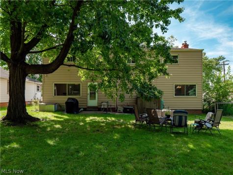 6377 W 54th Street Parma OH 44129