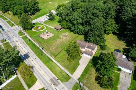 6377 W 54th Street Parma OH 44129