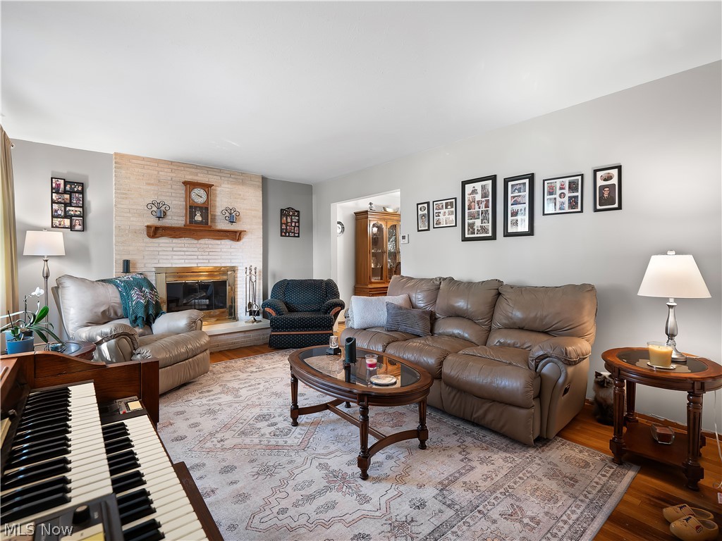 6377 W 54th Street Parma OH 44129