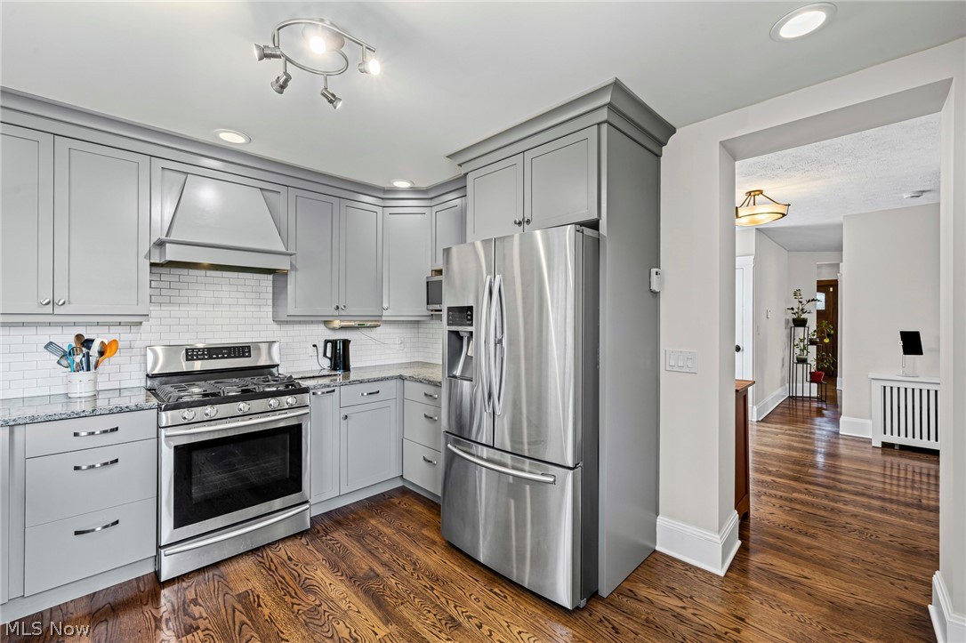 5822 Ellen Avenue Cleveland OH 44102