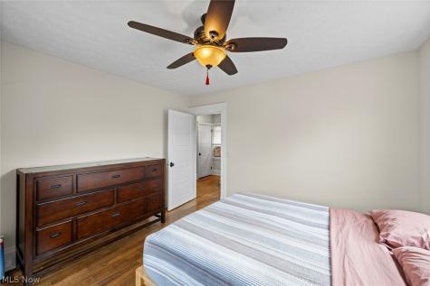 5822 Ellen Avenue Cleveland OH 44102