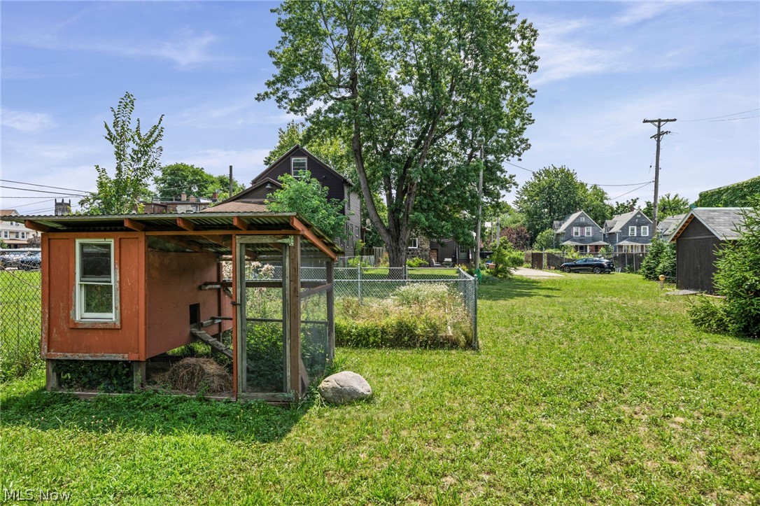 5822 Ellen Avenue Cleveland OH 44102