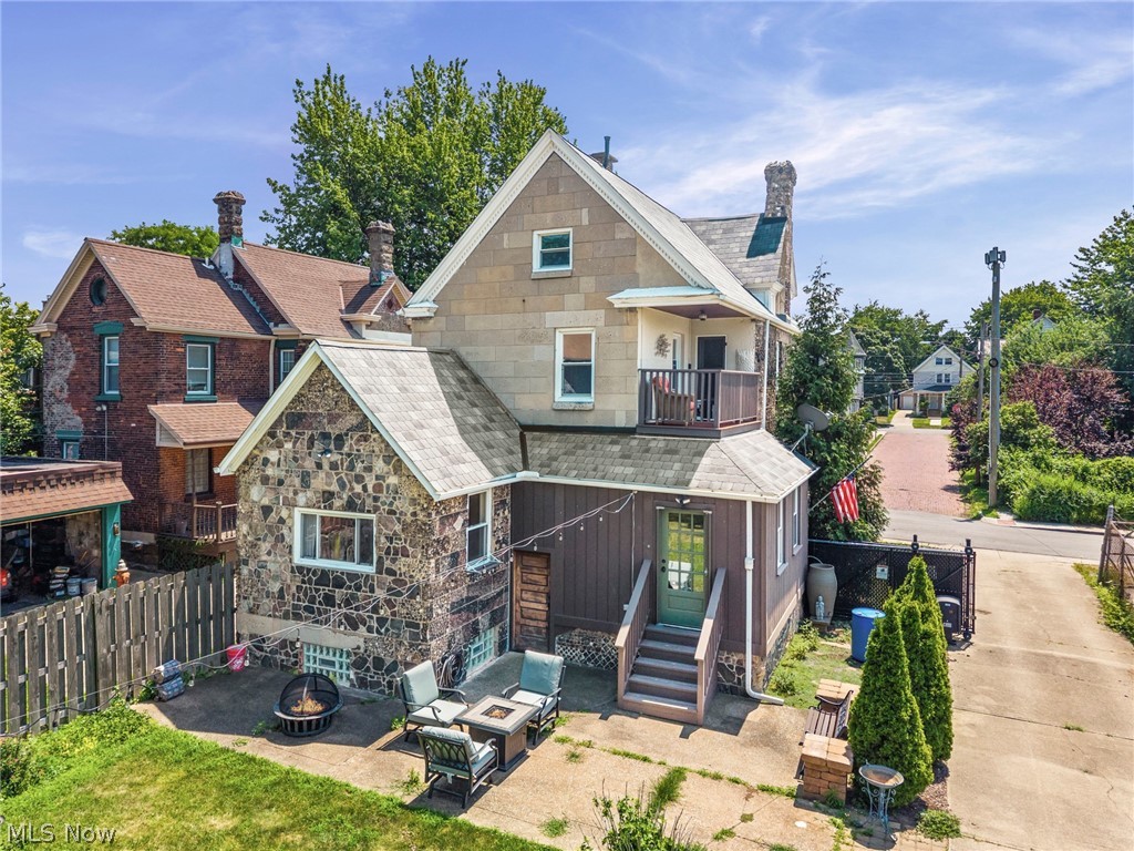 5822 Ellen Avenue Cleveland OH 44102