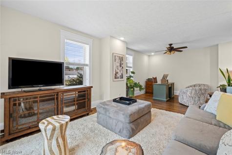 5822 Ellen Avenue Cleveland OH 44102