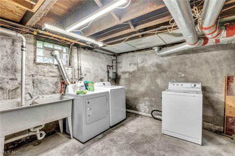 175 E Walnut Avenue Painesville OH 44077