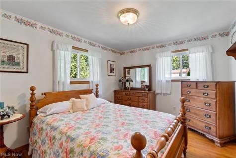 828 Eastview Avenue Wadsworth OH 44281