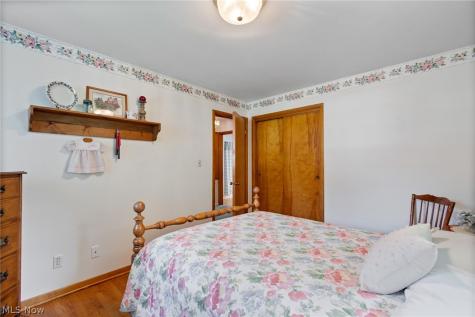 828 Eastview Avenue Wadsworth OH 44281