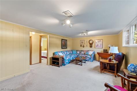 828 Eastview Avenue Wadsworth OH 44281