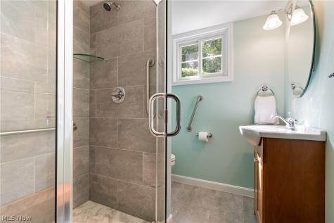828 Eastview Avenue Wadsworth OH 44281