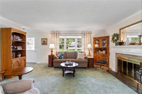 828 Eastview Avenue Wadsworth OH 44281