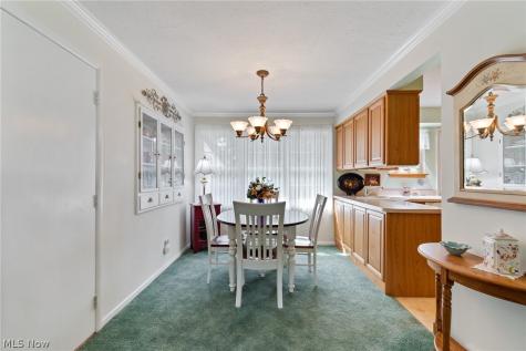 828 Eastview Avenue Wadsworth OH 44281