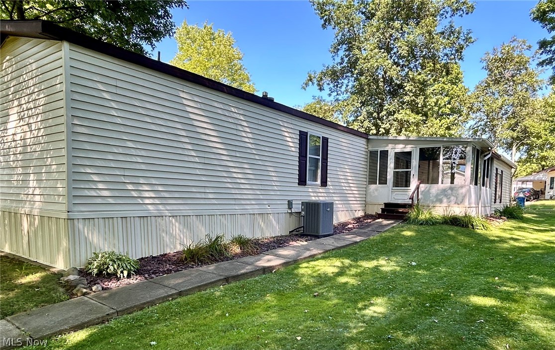 1229 Columbiana Lisbon Road Columbiana OH 44408
