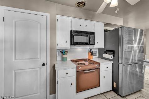 1207 Clinton Avenue SE North Canton OH 44720