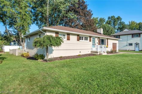 1207 Clinton Avenue SE North Canton OH 44720
