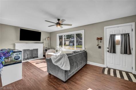 1207 Clinton Avenue SE North Canton OH 44720
