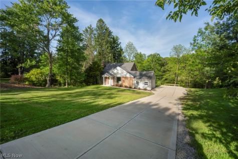 3975 Ellendale Road Moreland Hills OH 44022