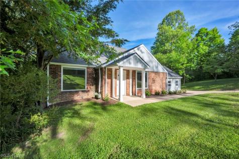 3975 Ellendale Road Moreland Hills OH 44022