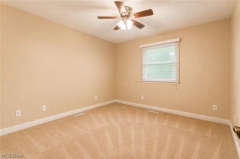38158 Strumbly Place Willoughby OH 44094