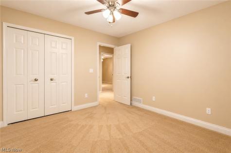 38158 Strumbly Place Willoughby OH 44094