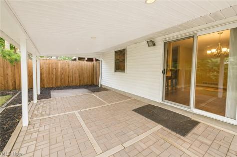 38158 Strumbly Place Willoughby OH 44094
