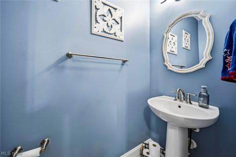 7347 Warblers Lane North Ridgeville OH 44039