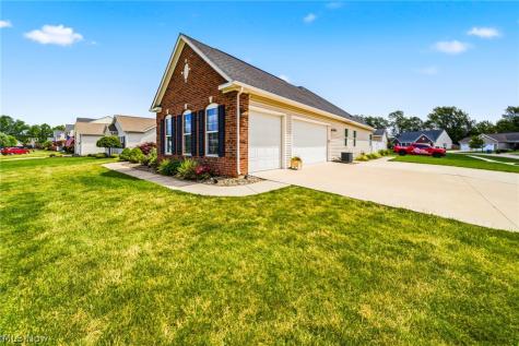 7347 Warblers Lane North Ridgeville OH 44039