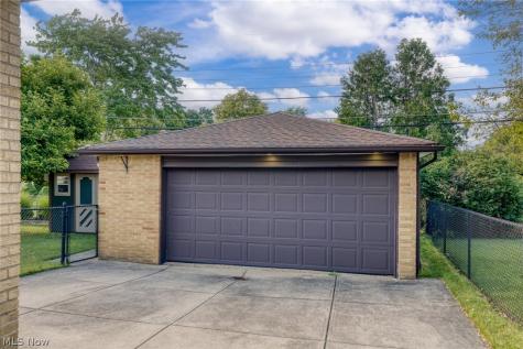 10890 Tiffany Lane Parma Heights OH 44130