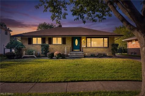 10890 Tiffany Lane Parma Heights OH 44130