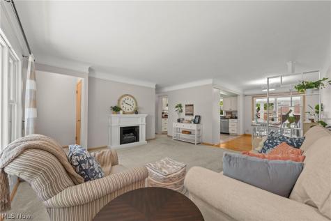 10890 Tiffany Lane Parma Heights OH 44130