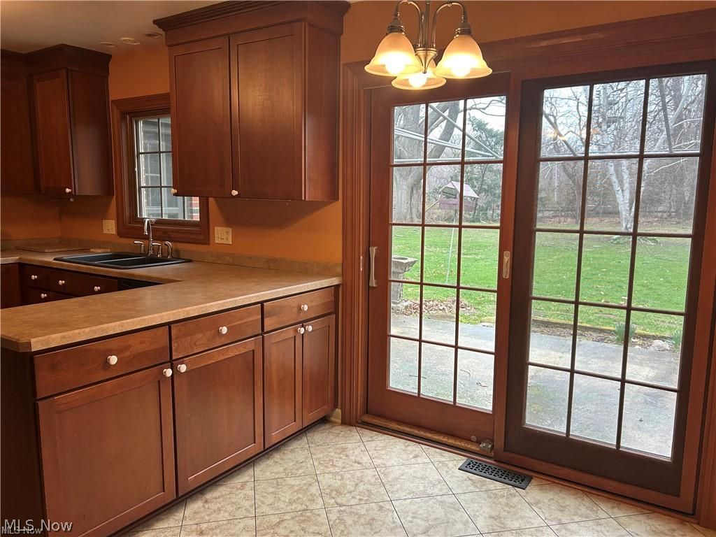21570 Erie Road Rocky River OH 44116