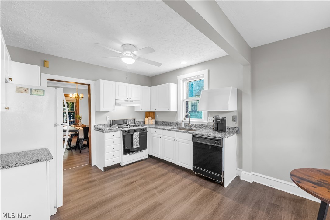 2141 Mckinley Avenue Lakewood OH 44107