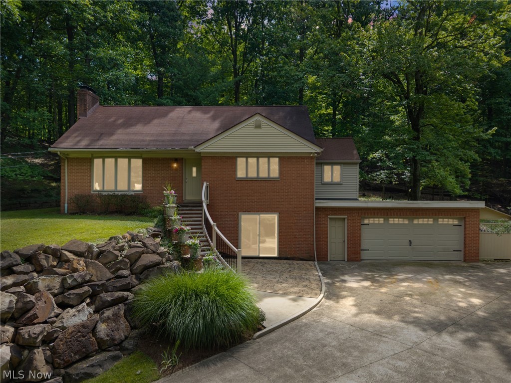 2675 W Ridgewood Drive Parma OH 44134