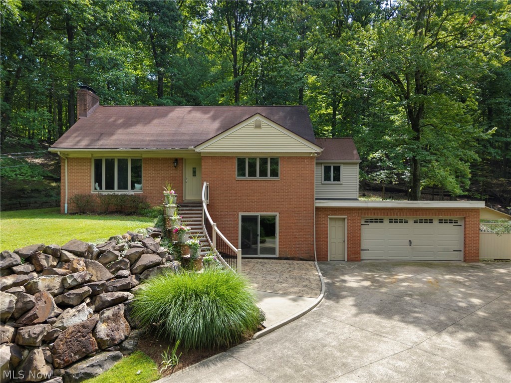 2675 W Ridgewood Drive Parma OH 44134