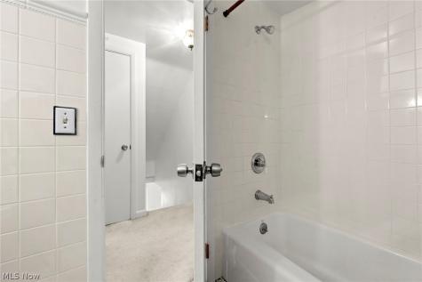2675 W Ridgewood Drive Parma OH 44134