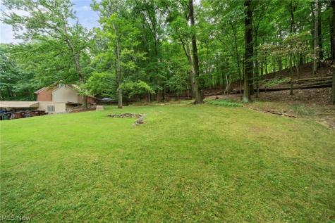 2675 W Ridgewood Drive Parma OH 44134