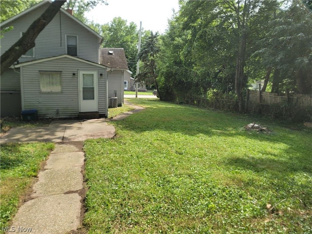 129 W Oak Street Kent OH 44240