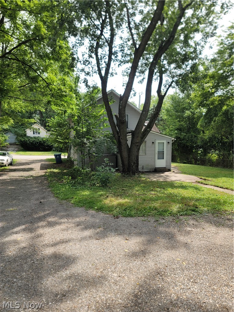 129 W Oak Street Kent OH 44240
