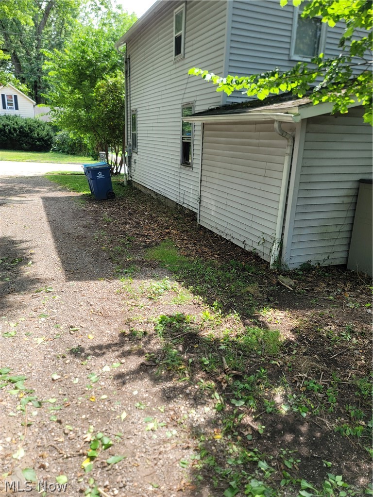 129 W Oak Street Kent OH 44240
