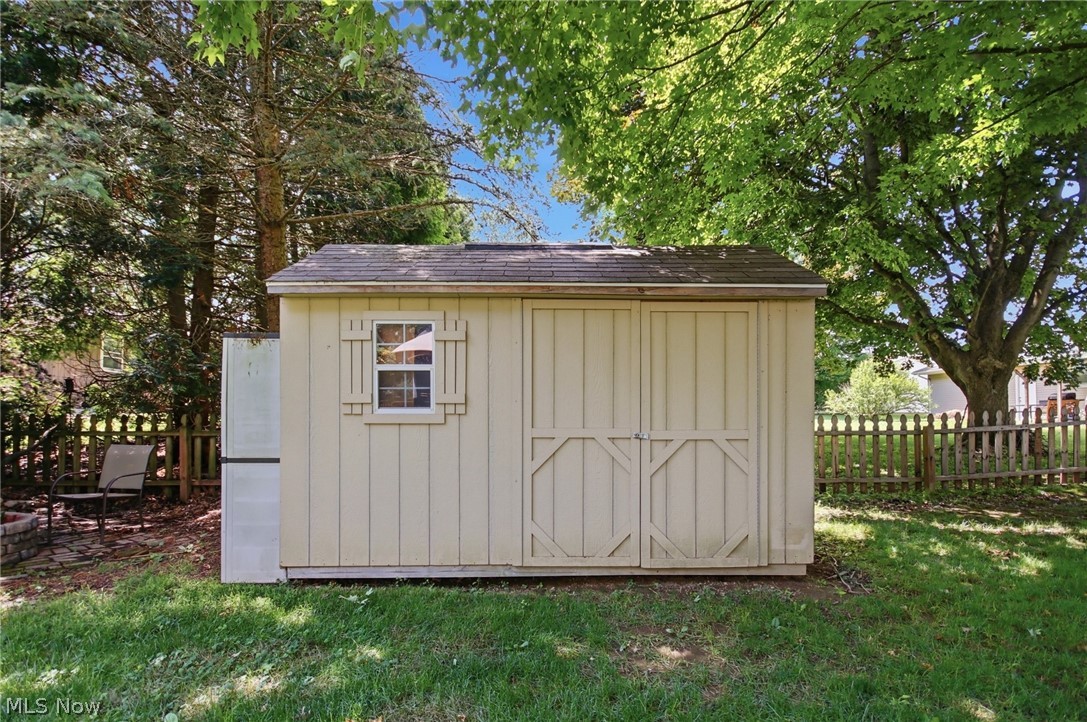2456 Monterey Street Wooster OH 44691