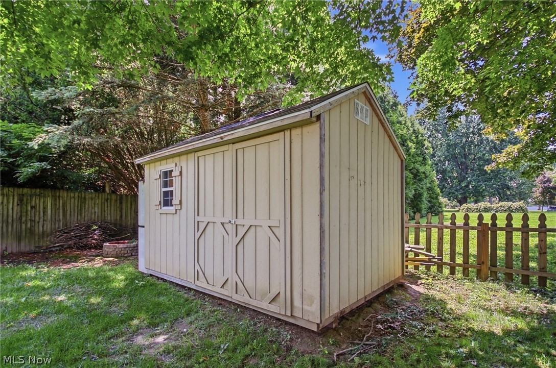 2456 Monterey Street Wooster OH 44691
