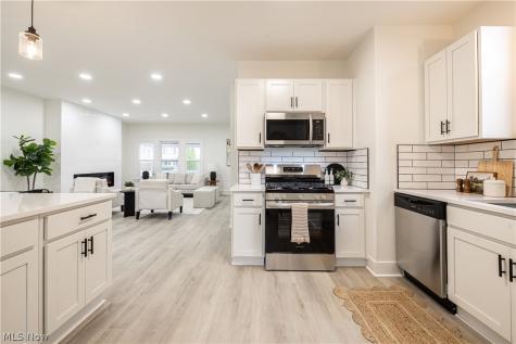 3379 Tullamore Road Cleveland Heights OH 44118