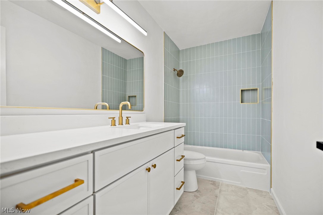 24729 Ronan Road Bedford Heights OH 44146
