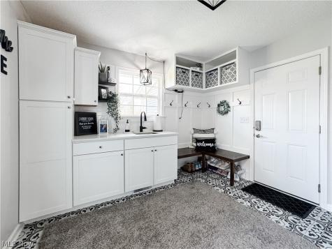 2857 Maco Drive Norton OH 44203