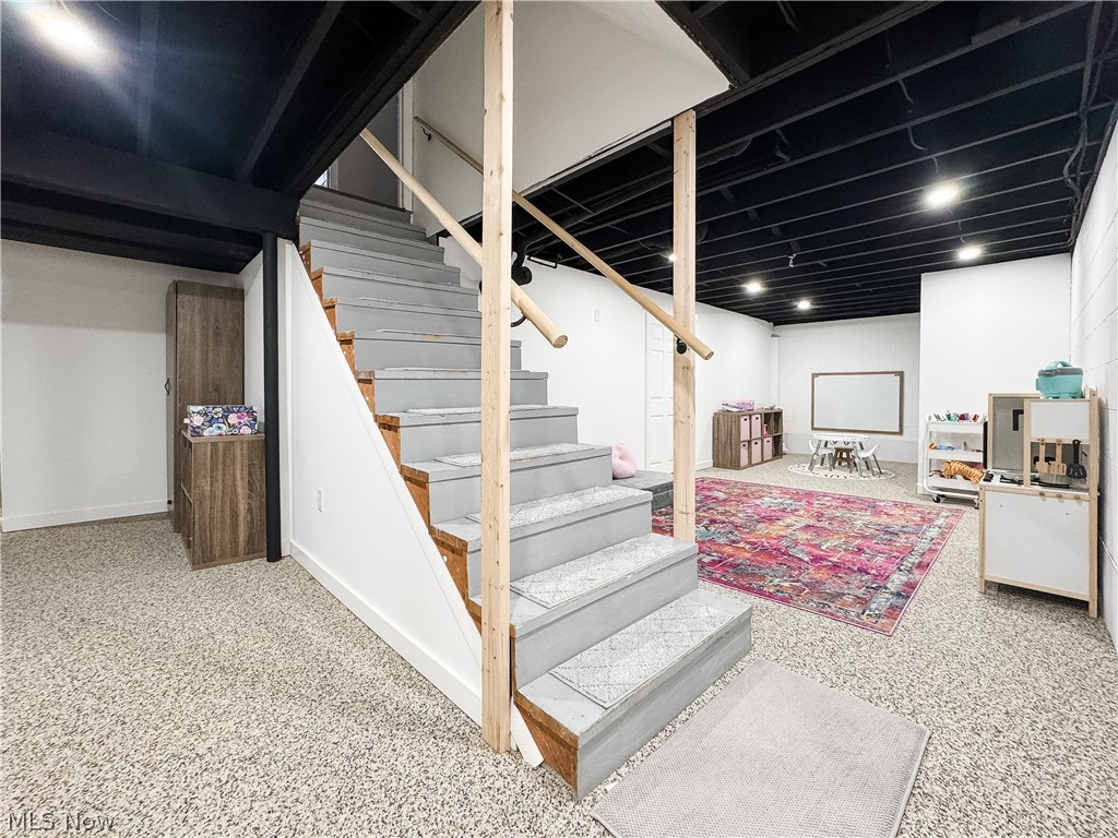 2857 Maco Drive Norton OH 44203