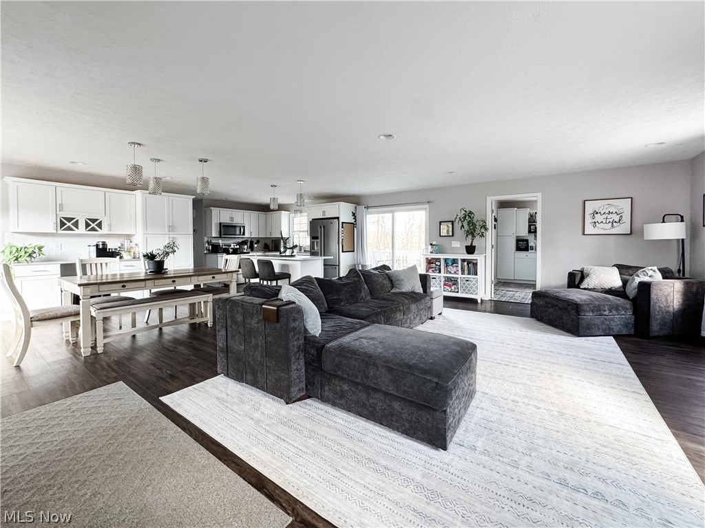 2857 Maco Drive Norton OH 44203