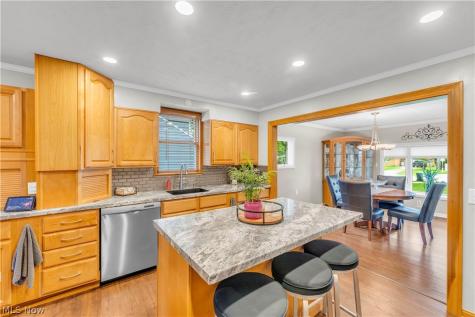 10037 W Sprague Road North Royalton OH 44133