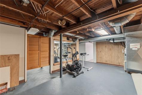 10037 W Sprague Road North Royalton OH 44133