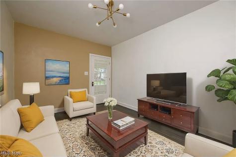 5550 Grasmere Avenue Maple Heights OH 44137