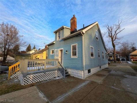 5550 Grasmere Avenue Maple Heights OH 44137