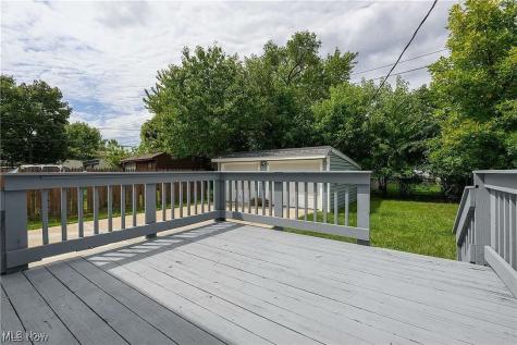 5550 Grasmere Avenue Maple Heights OH 44137